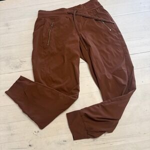 Athleta Mid-Rise Legacy Trekkie brown Jogger Womens size 2